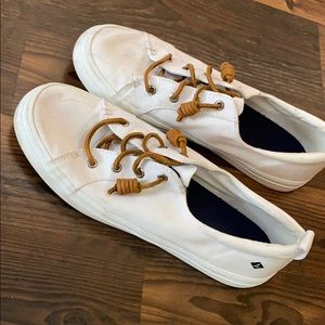 Sperry shoes size (8.5)